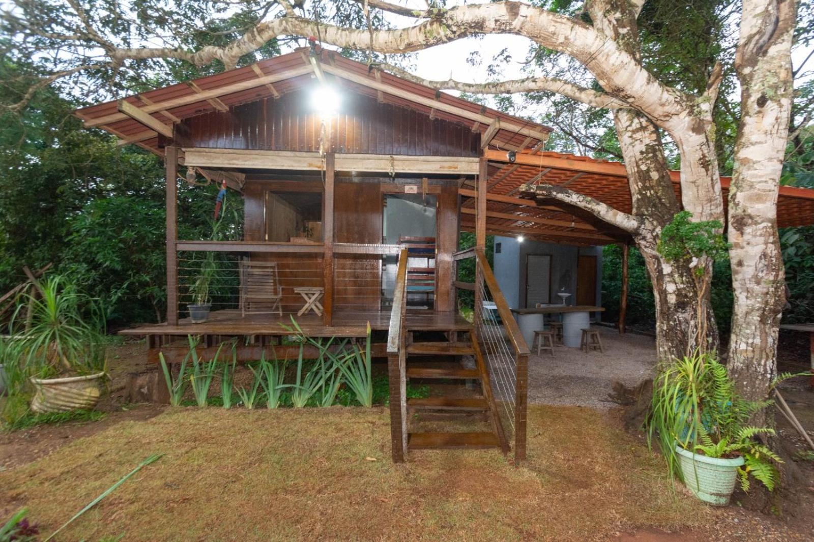 Casa Das Violetas Chapada dos Guimaraes Bagian luar foto